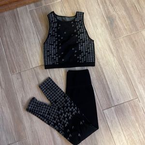 Matching work out set leggings and top